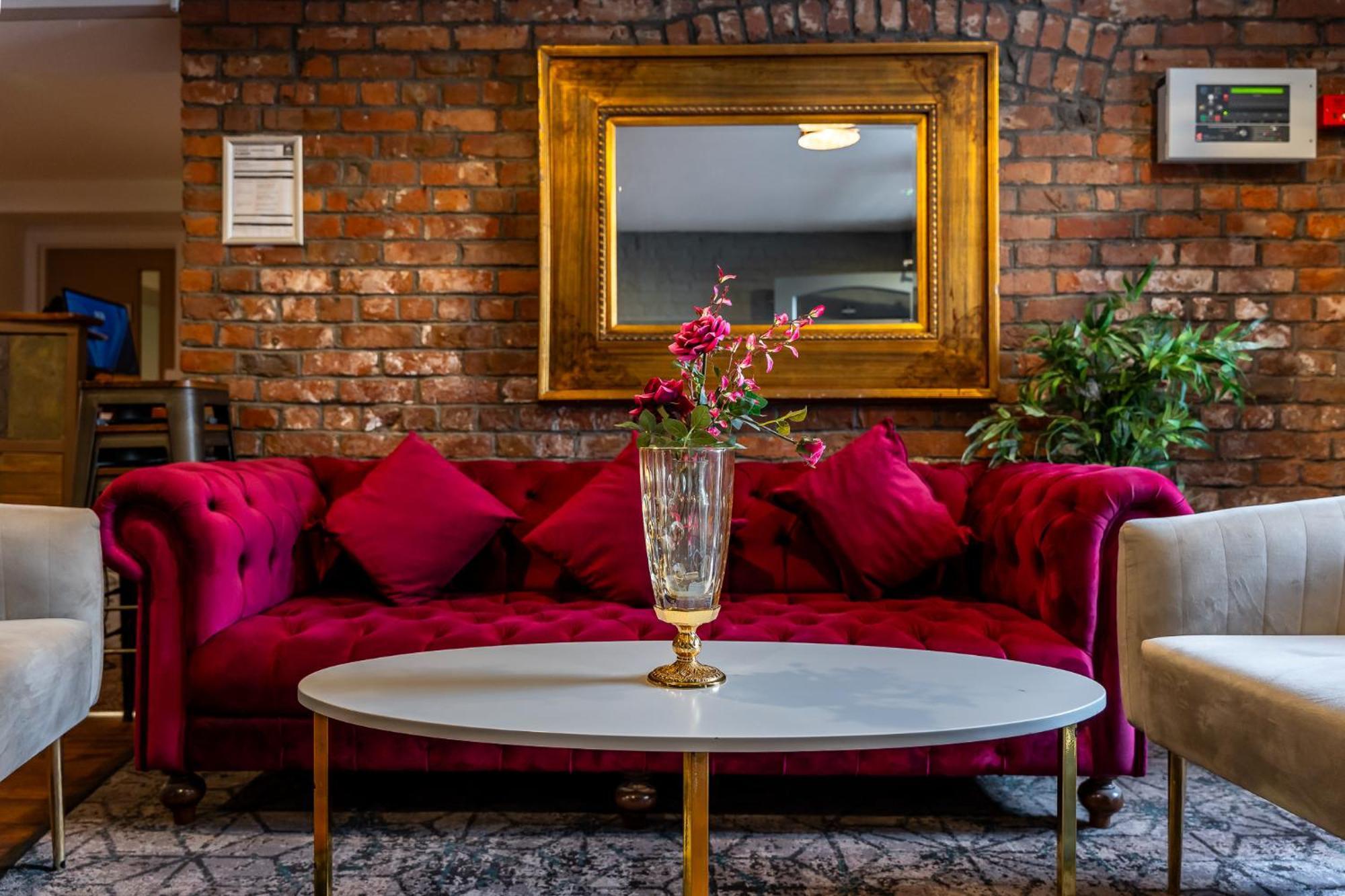 Trafford Hall Hotel Manchester, Trademark Collection By Wyndham Exteriér fotografie