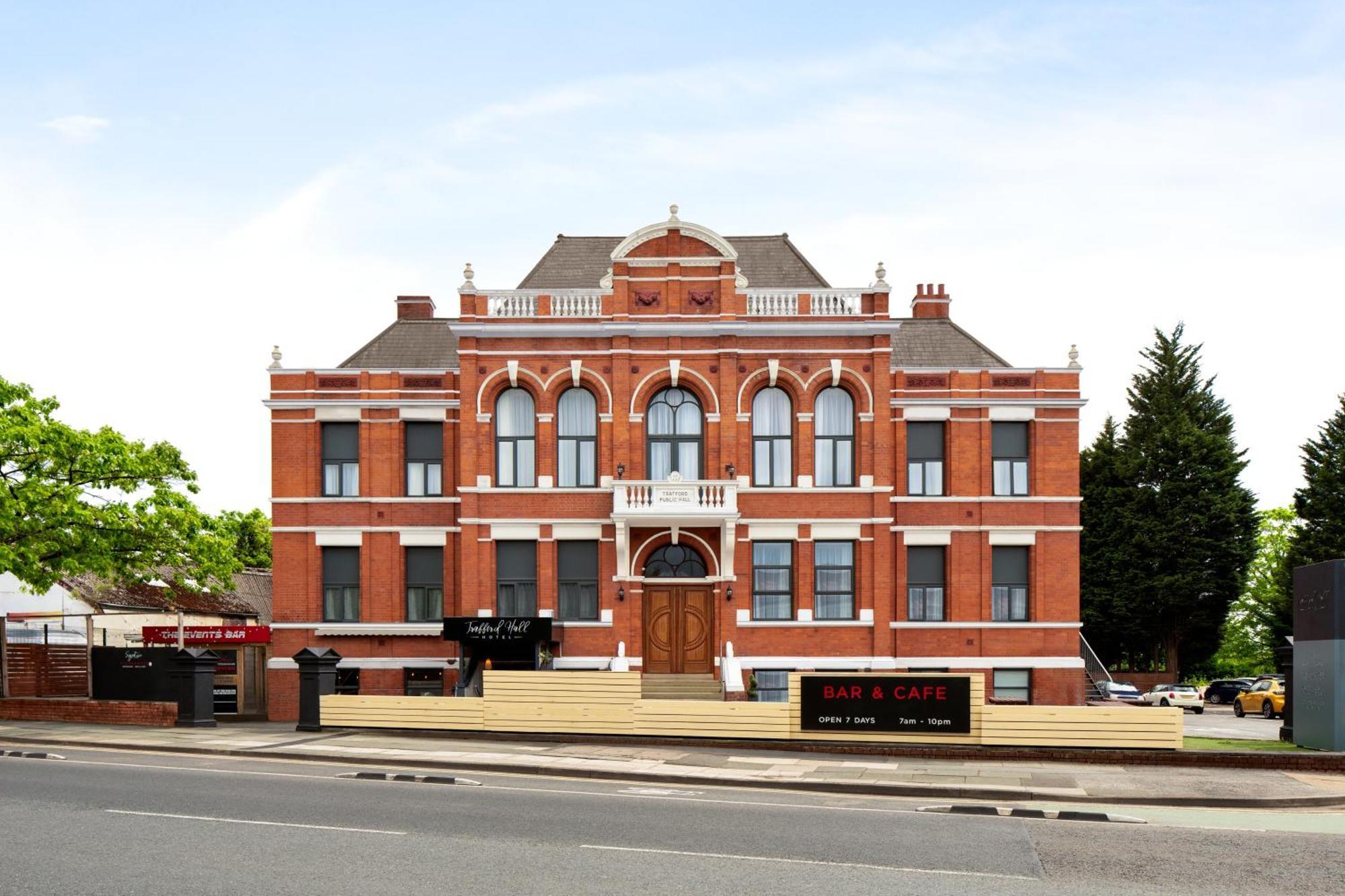 Trafford Hall Hotel Manchester, Trademark Collection By Wyndham Exteriér fotografie